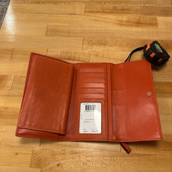 NEW old stock Coach ERGO trifold women's wallet w/removable check book insert - Picture 4 of 13